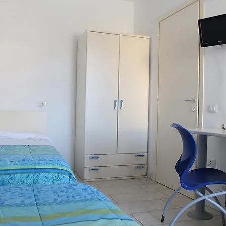 Del Sole 3* San Vincenzo