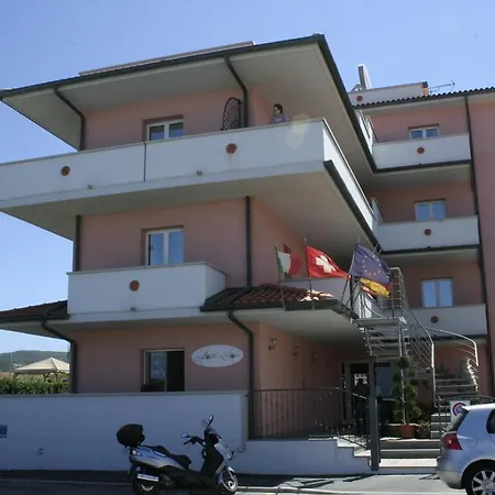 Szálloda Del Sole San Vincenzo